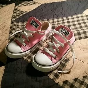 Toddler pink converse size 9 shoes